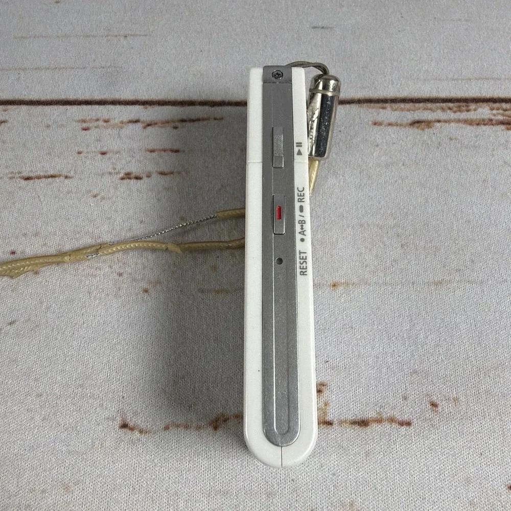 Samsung Yepp YP-U1 White Portable Media Player Fold-Out USB Tested